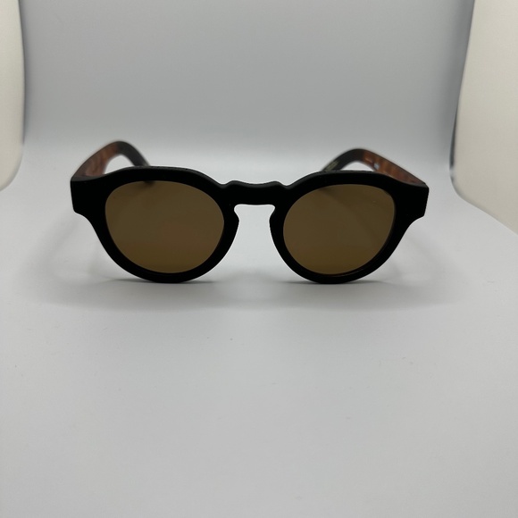 Toms Accessories - NWOT TOMS Polarized Sunglasses - Bryton in Matte Brown Front w/ Tortoise Temples